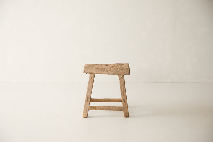 Vintage Elm Stool AH.148 - Circa 1945