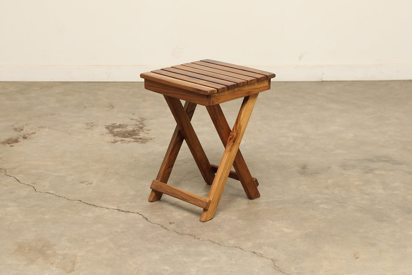 (PP237) Teak Side Table (14x14x20)