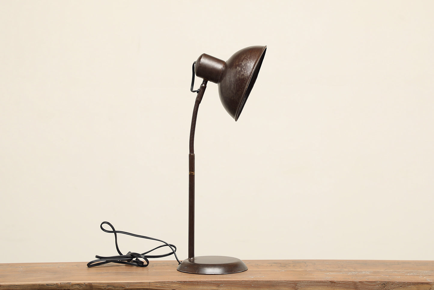 (PP230) Arthur Desk Lamp (9x8x26)