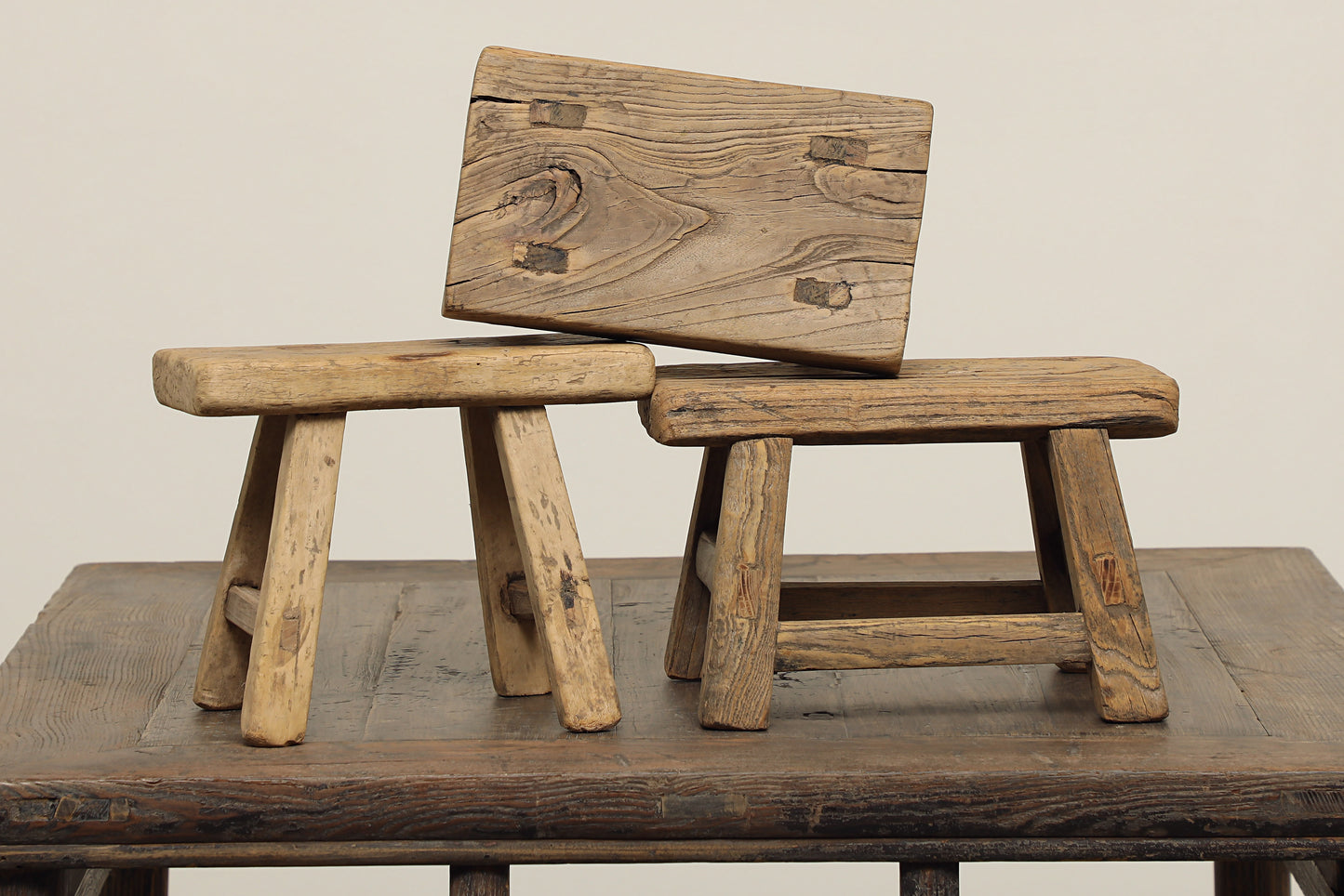 (GAS064) Vintage Elm Stool - Circa 1940 (12x6x8)