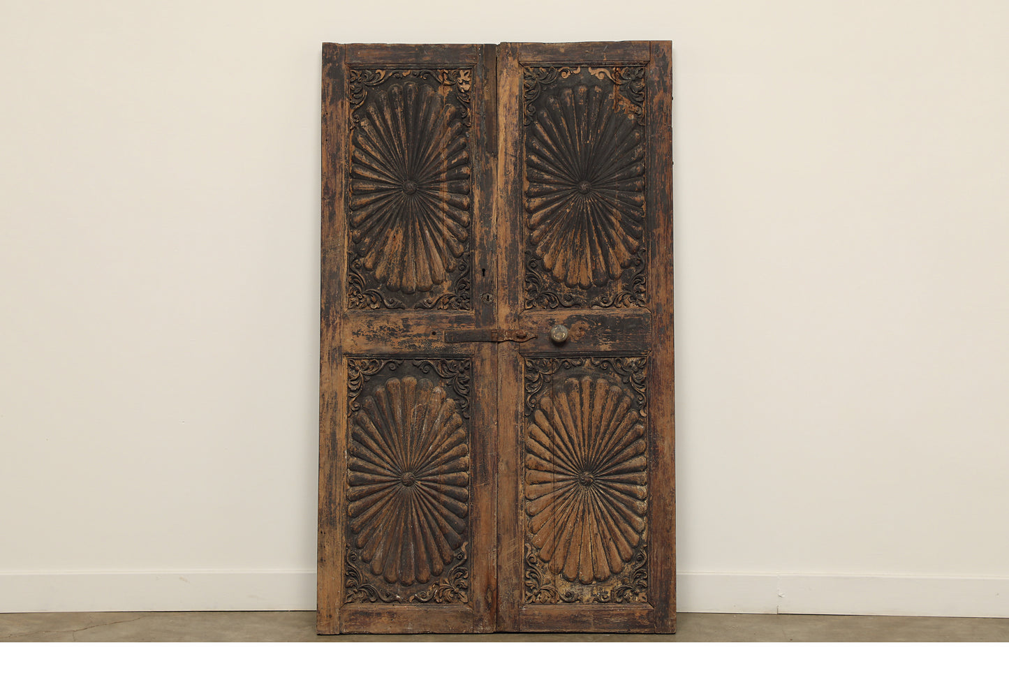 (SCP024) Vintage Carved Panel (32x2x52)