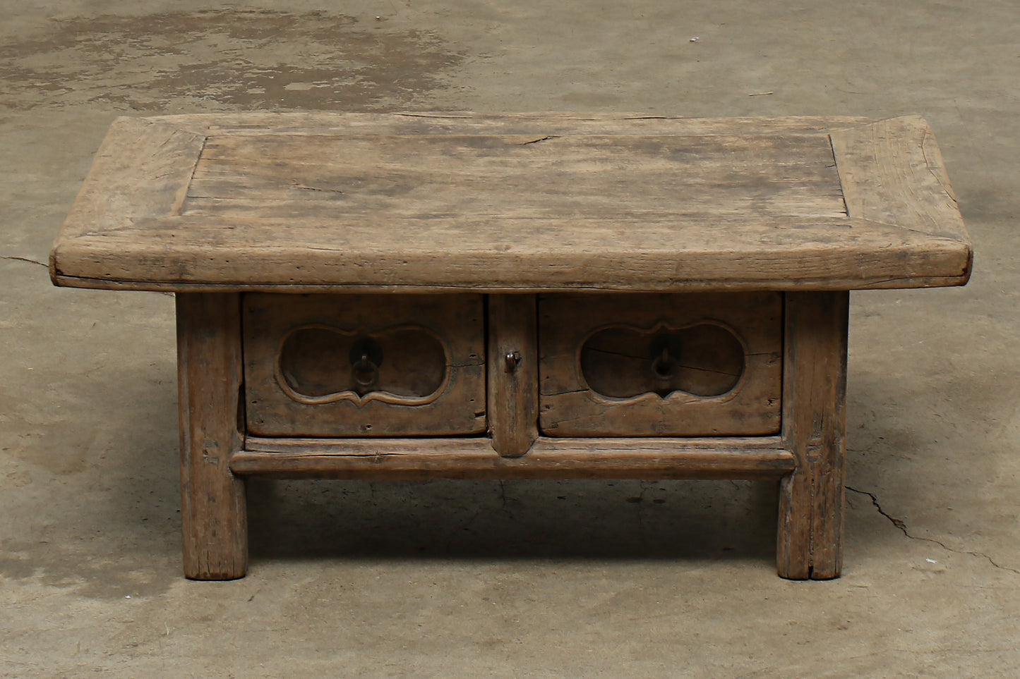 (GAP051) Vintage Coffee Table (29x18x11)