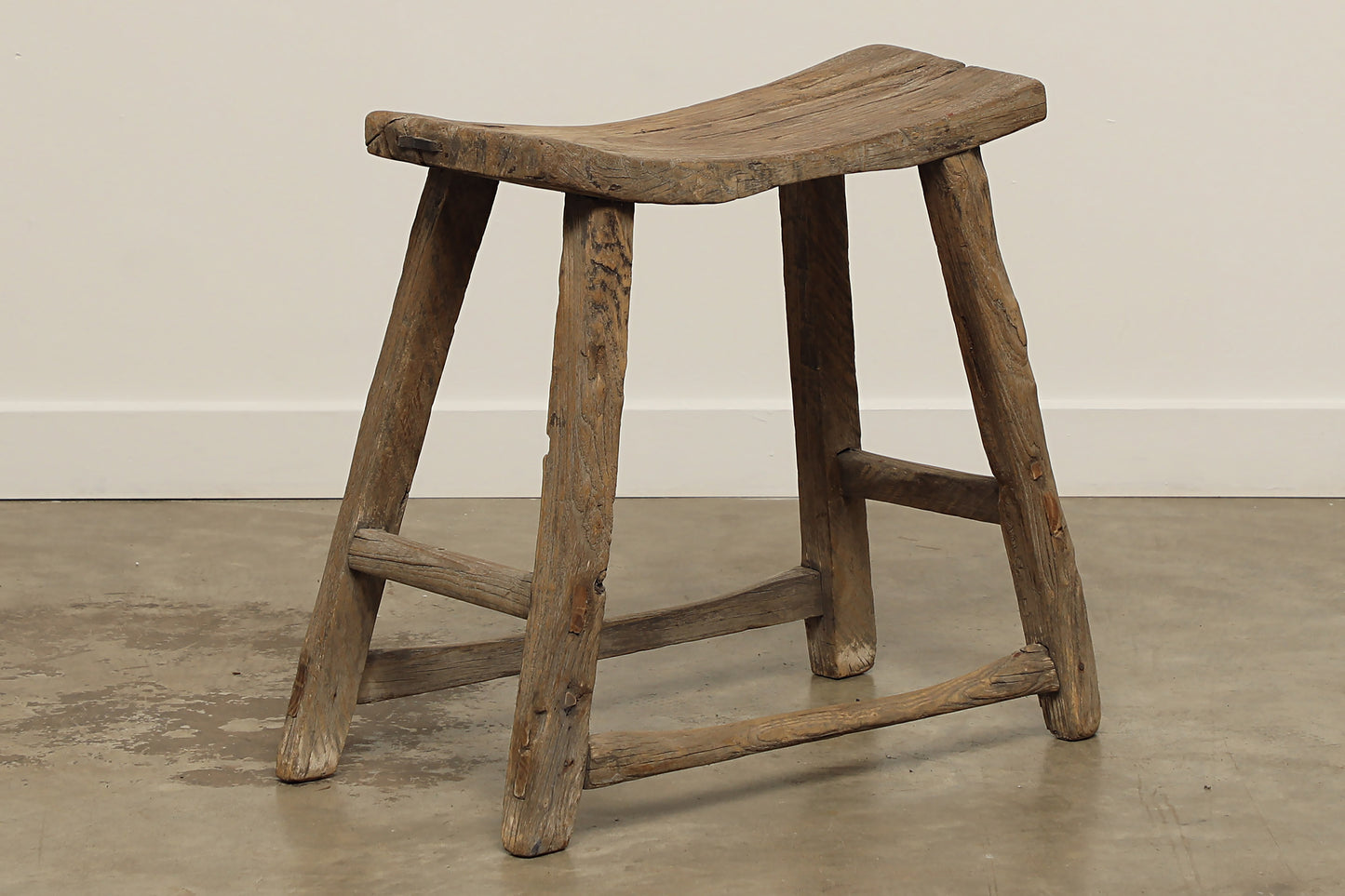 (GAS062) Vintage Elm Stool - Circa 1940 (21x9x22)