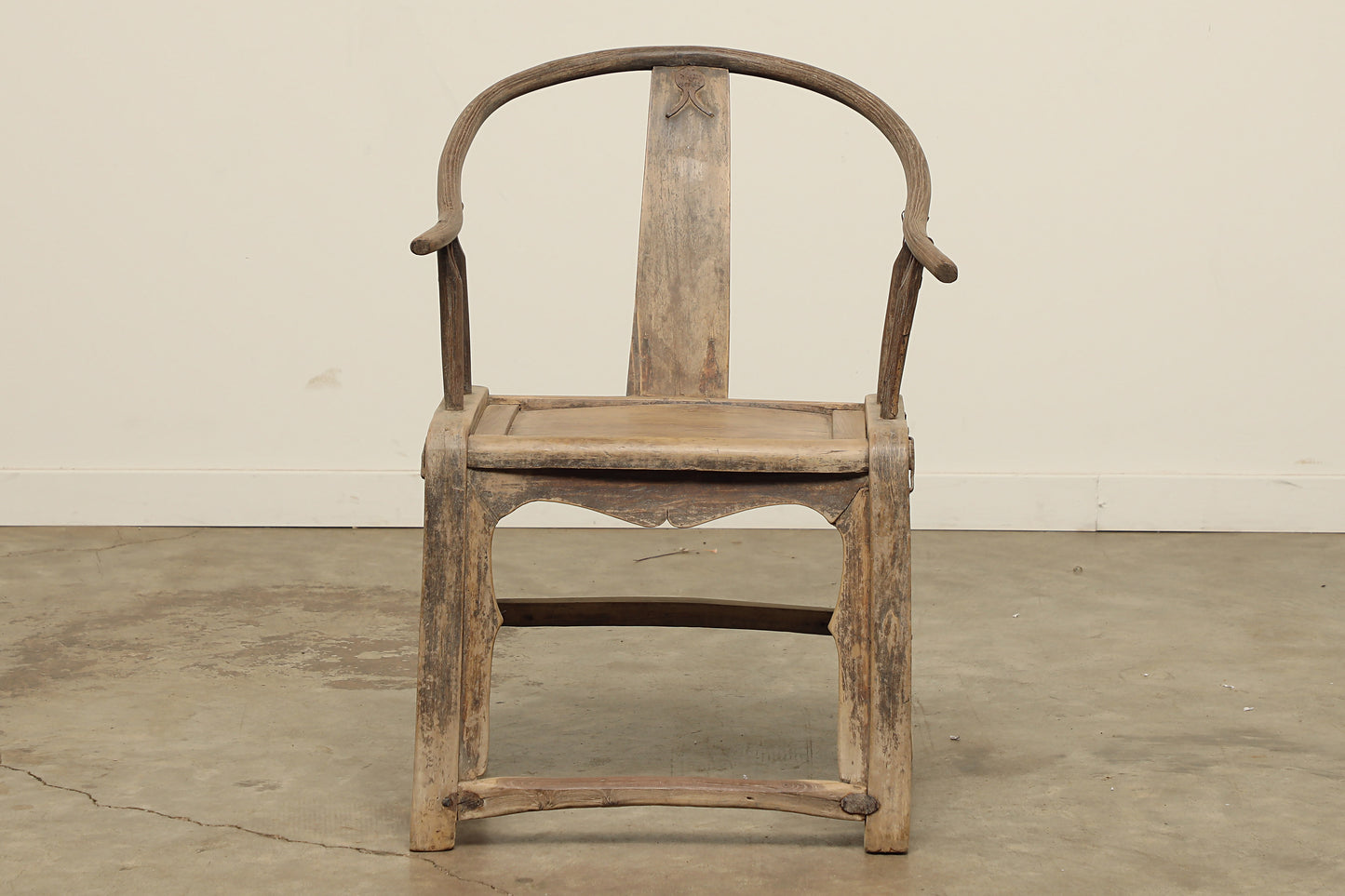 Vintage Elm Horseshoe Chair - Circa 1900