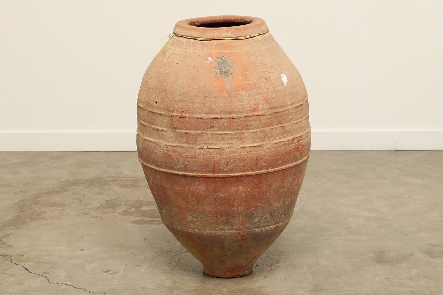 (IWB391) Vintage Turkish Pot (21x21x32)