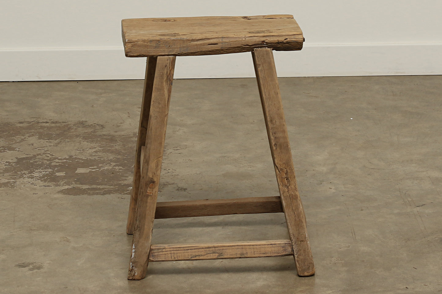 (GAN107-N3) Vintage Elm Stool (15x7x20)