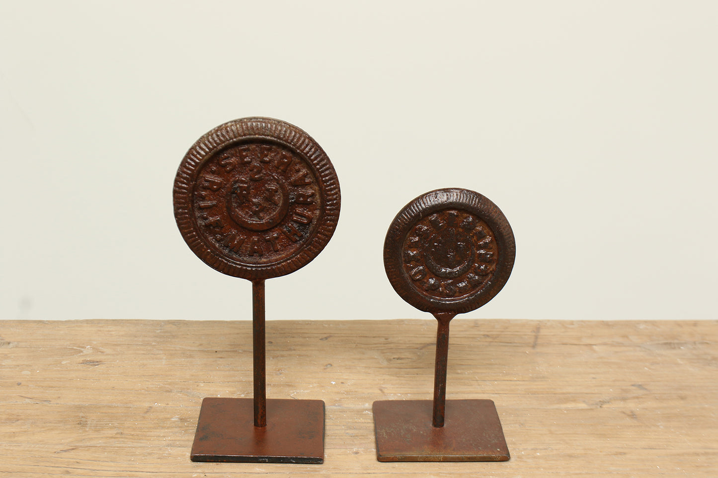 (PP044) Vintage Iron Weights on stand S/2