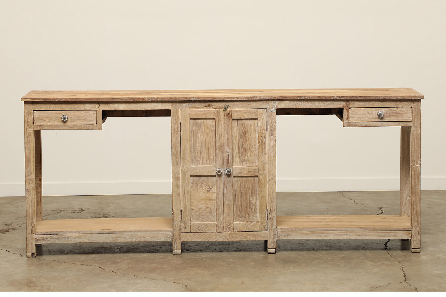 (SCP077) Vintage Open Sideboard (32x14x83)