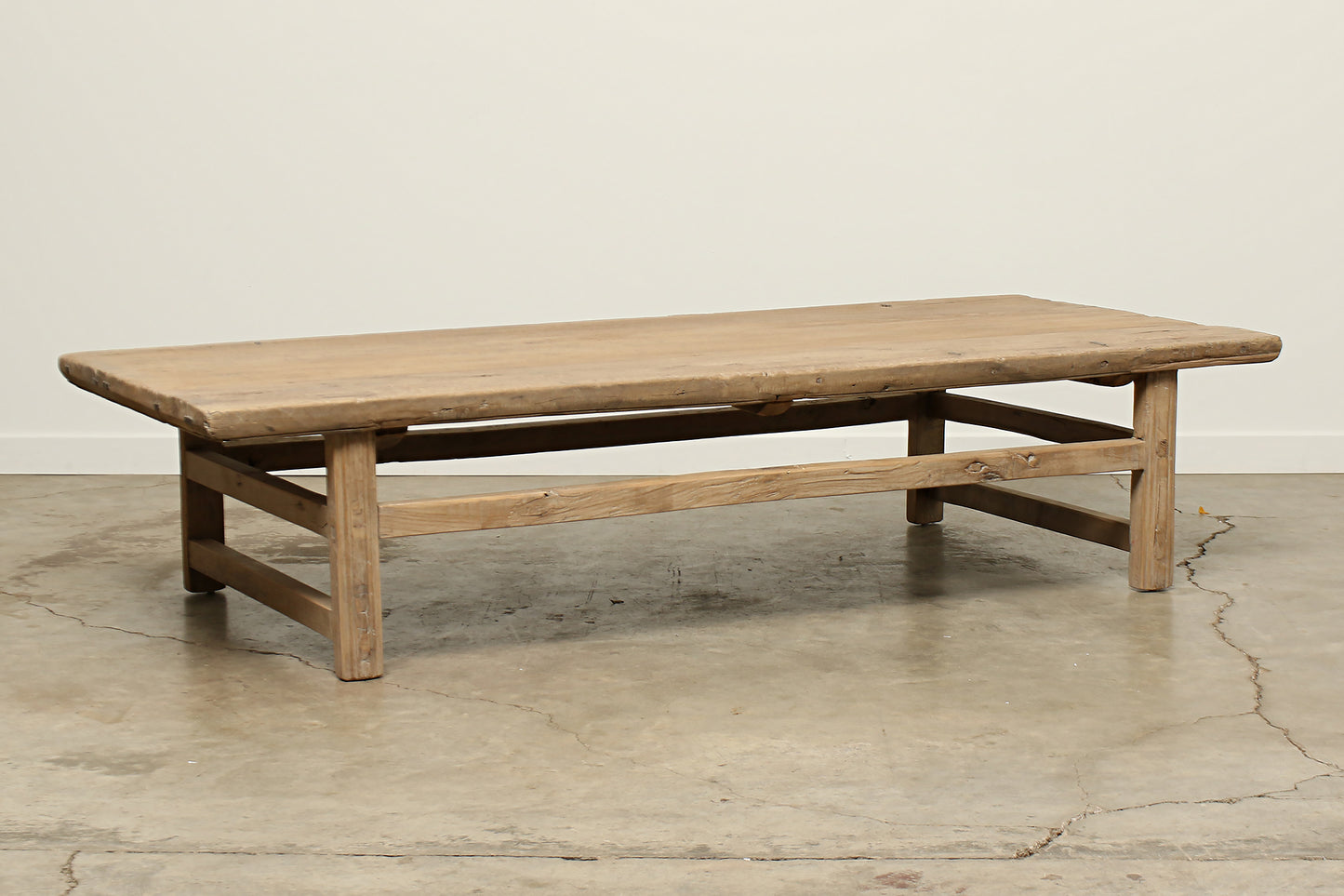 (GAQ068) Vintage Elm Coffee Table - Circa 1850 (81x35x18)