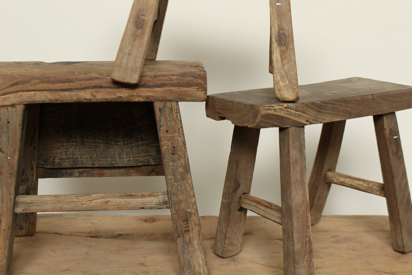 (GAQ117) Vintage Elm Stool - Circa 1910 (14x5x8)