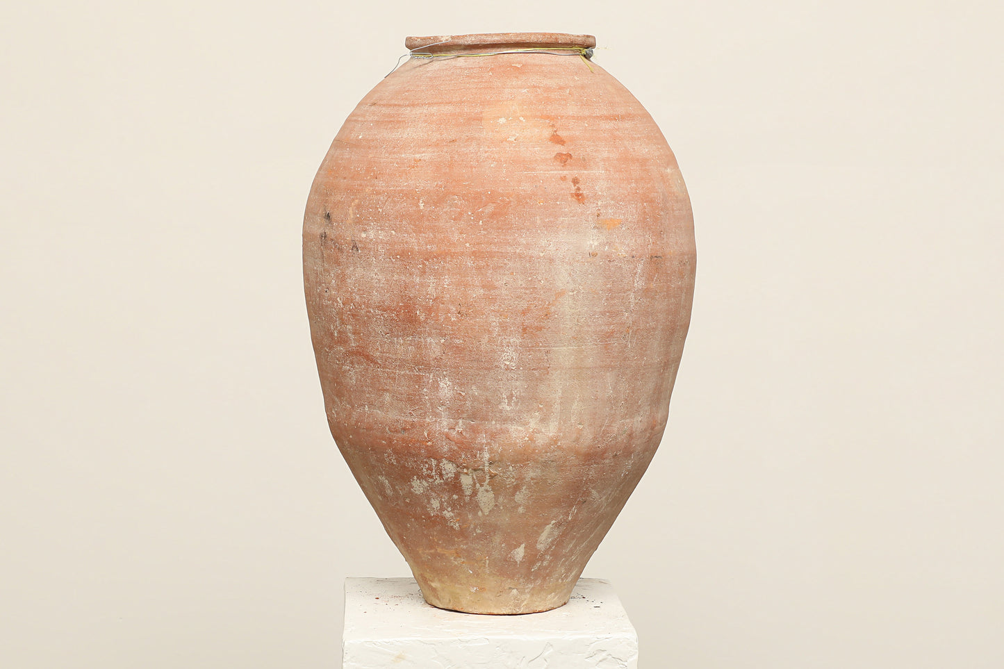 (IWB306) Vintage Turkish Pot (16x16x26)