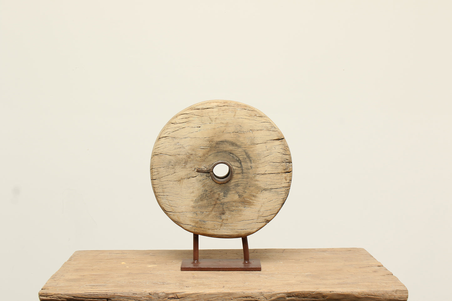 (PP108-P5 ) Vintage Wheel on Iron Stand