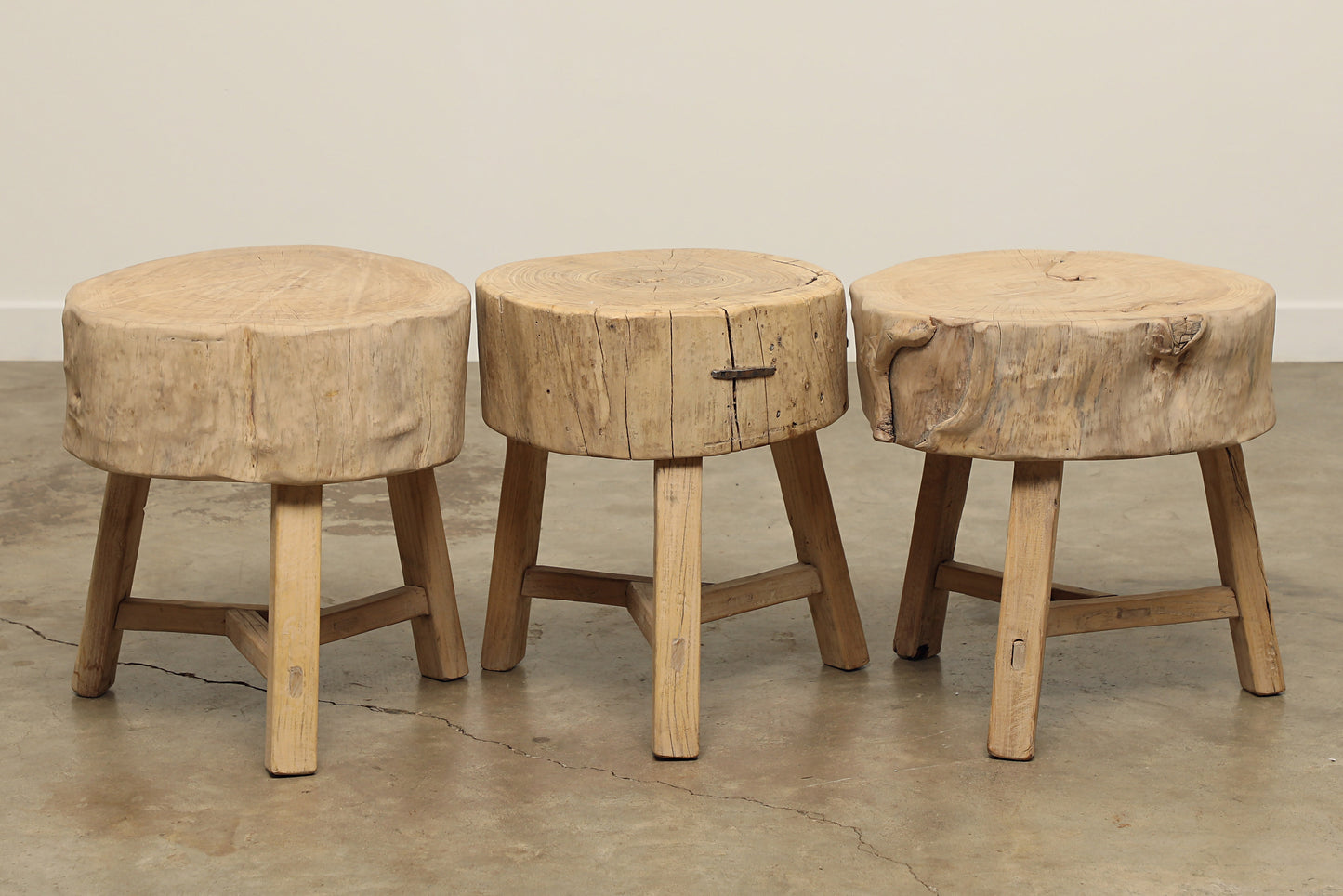 (GAS050) Poplar Slab Side Table (19x17x19)