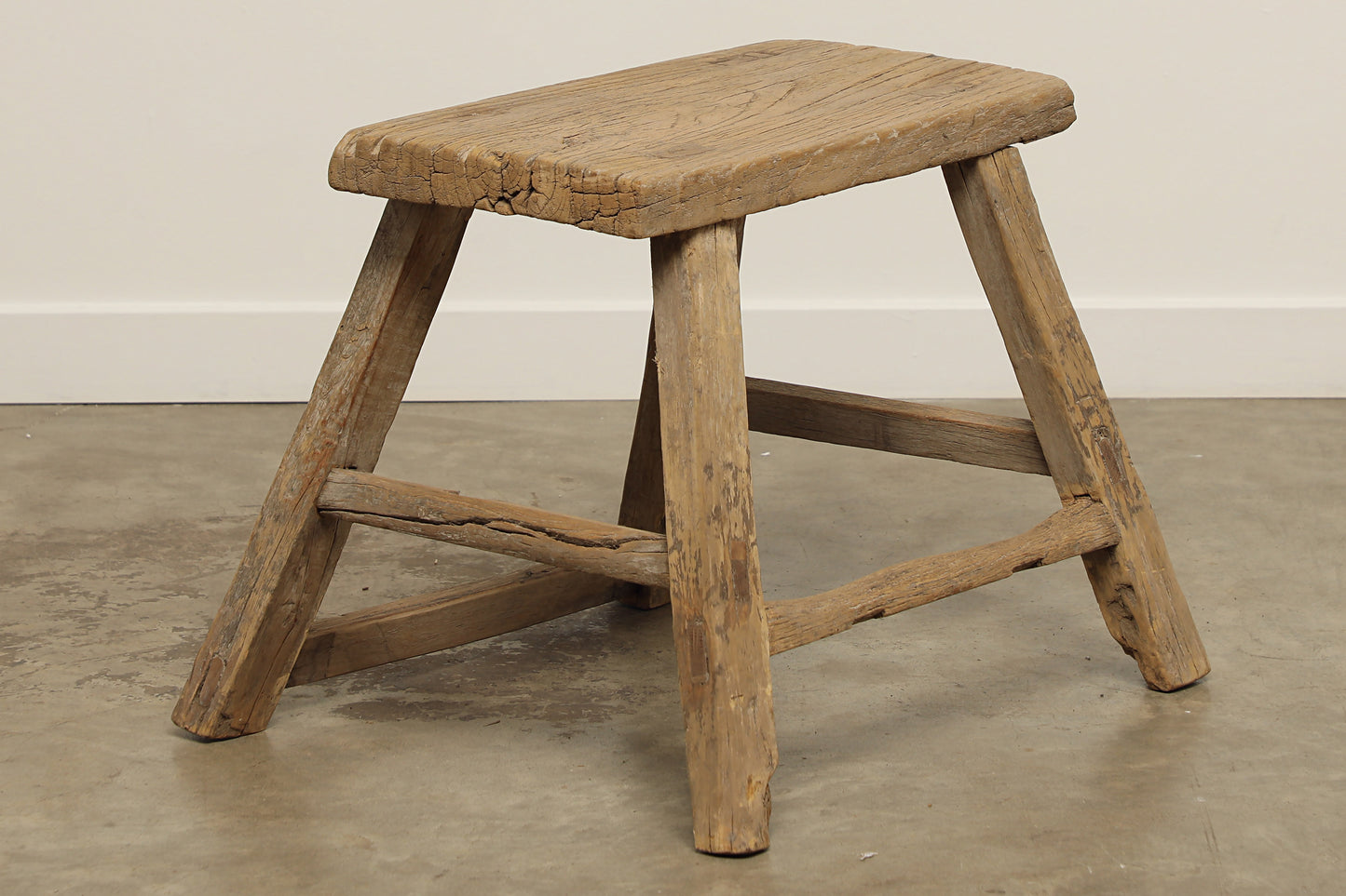 (GAS101) Vintage Elm Stool - Circa 1940 (22x12x19)