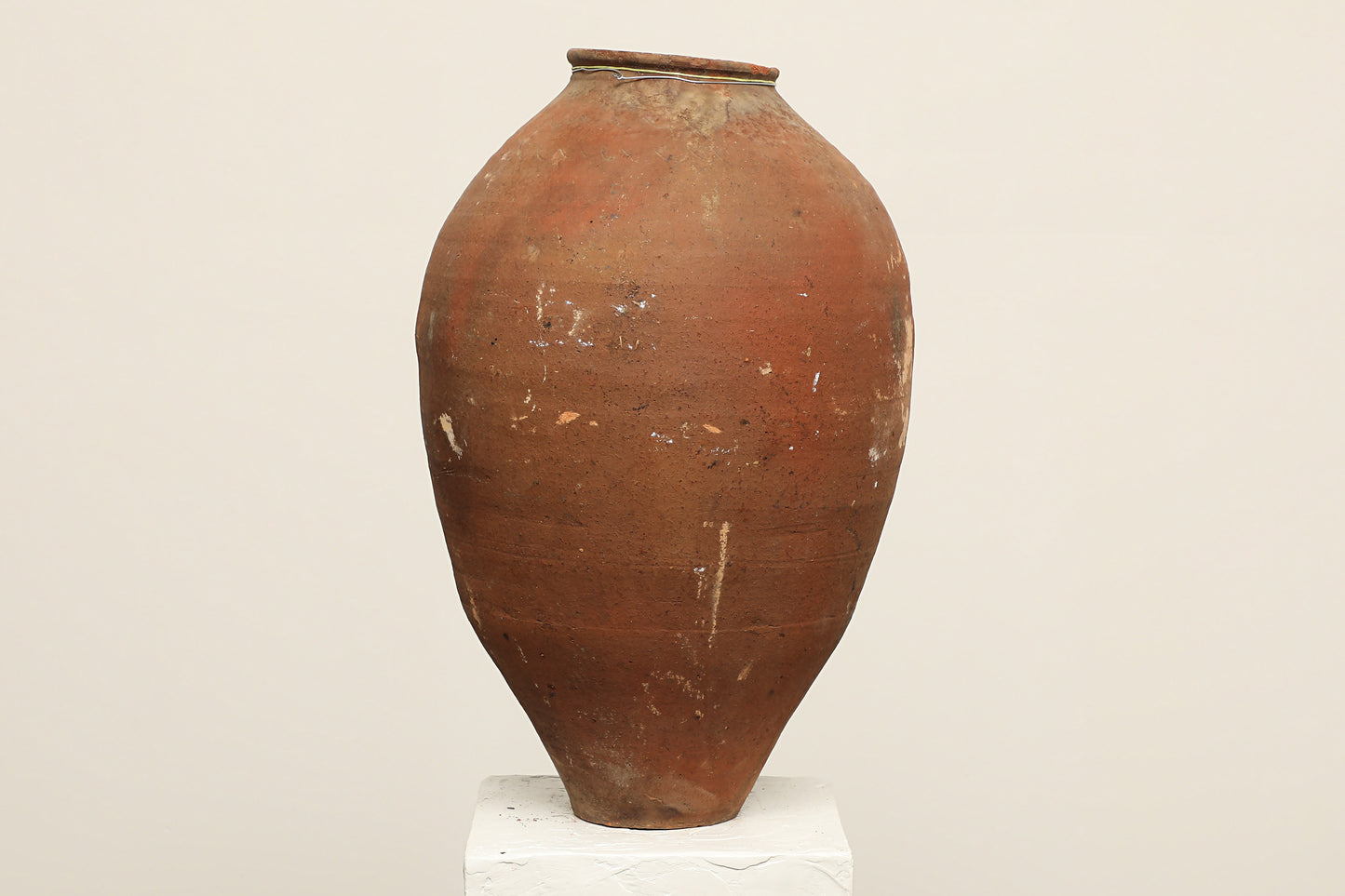 (IWB287) Vintage Turkish Pot (16x16x26)