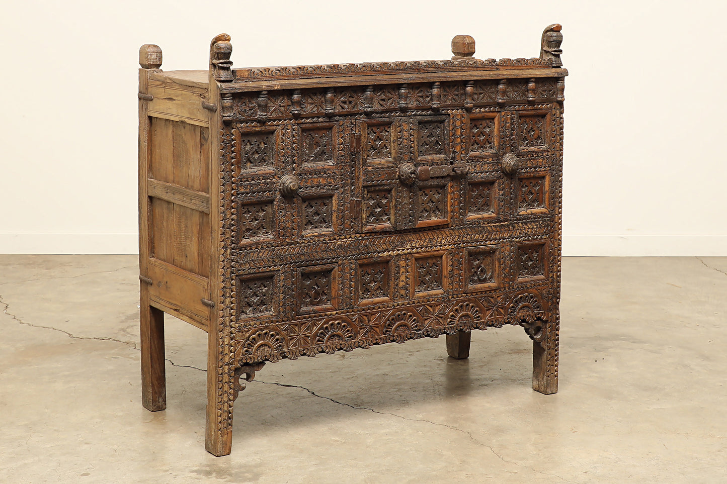 (SCG069) Vintage Damchiya (43x21x43)