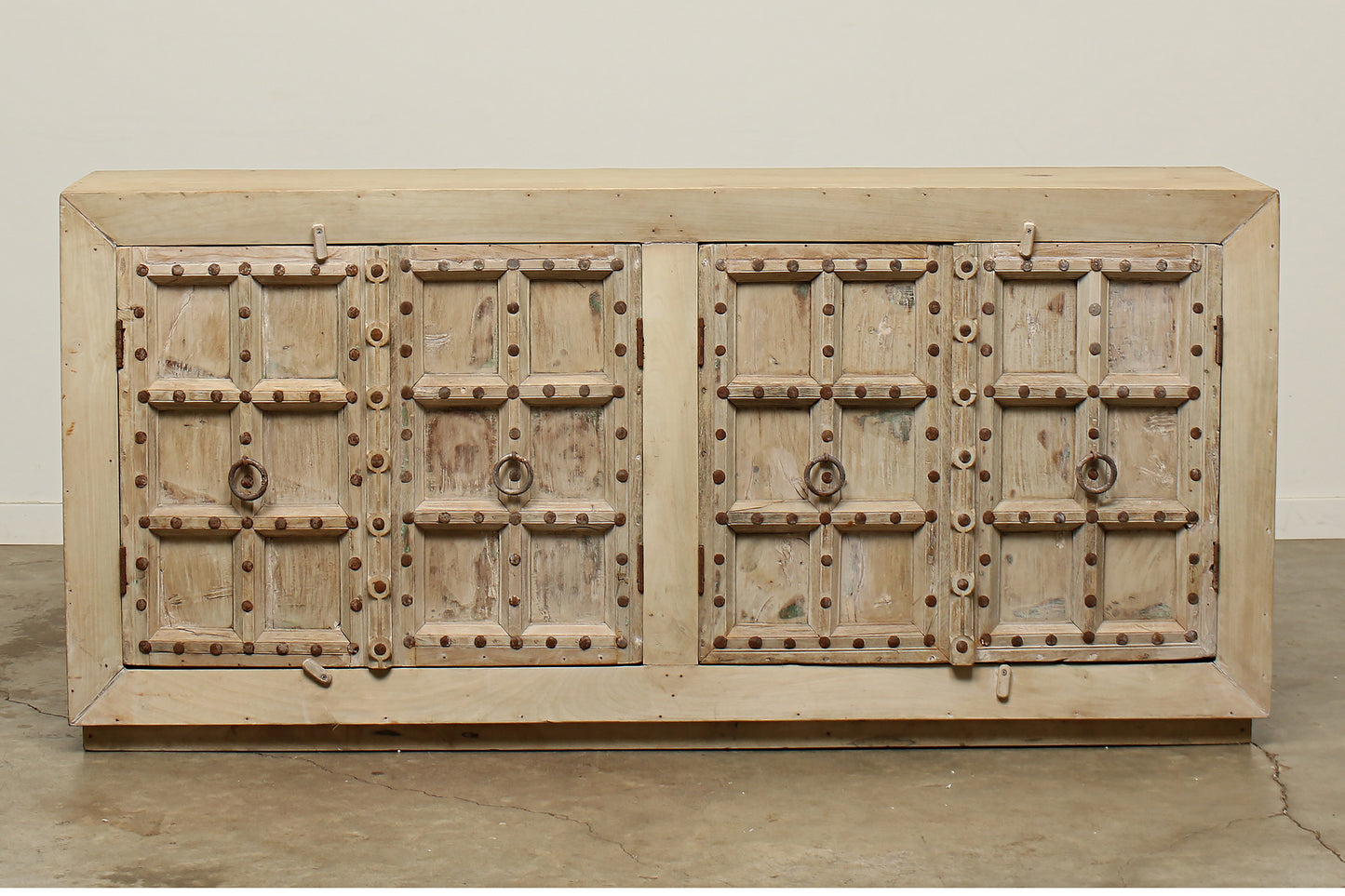 (NN015) Old Door Sideboard (78x18x37)