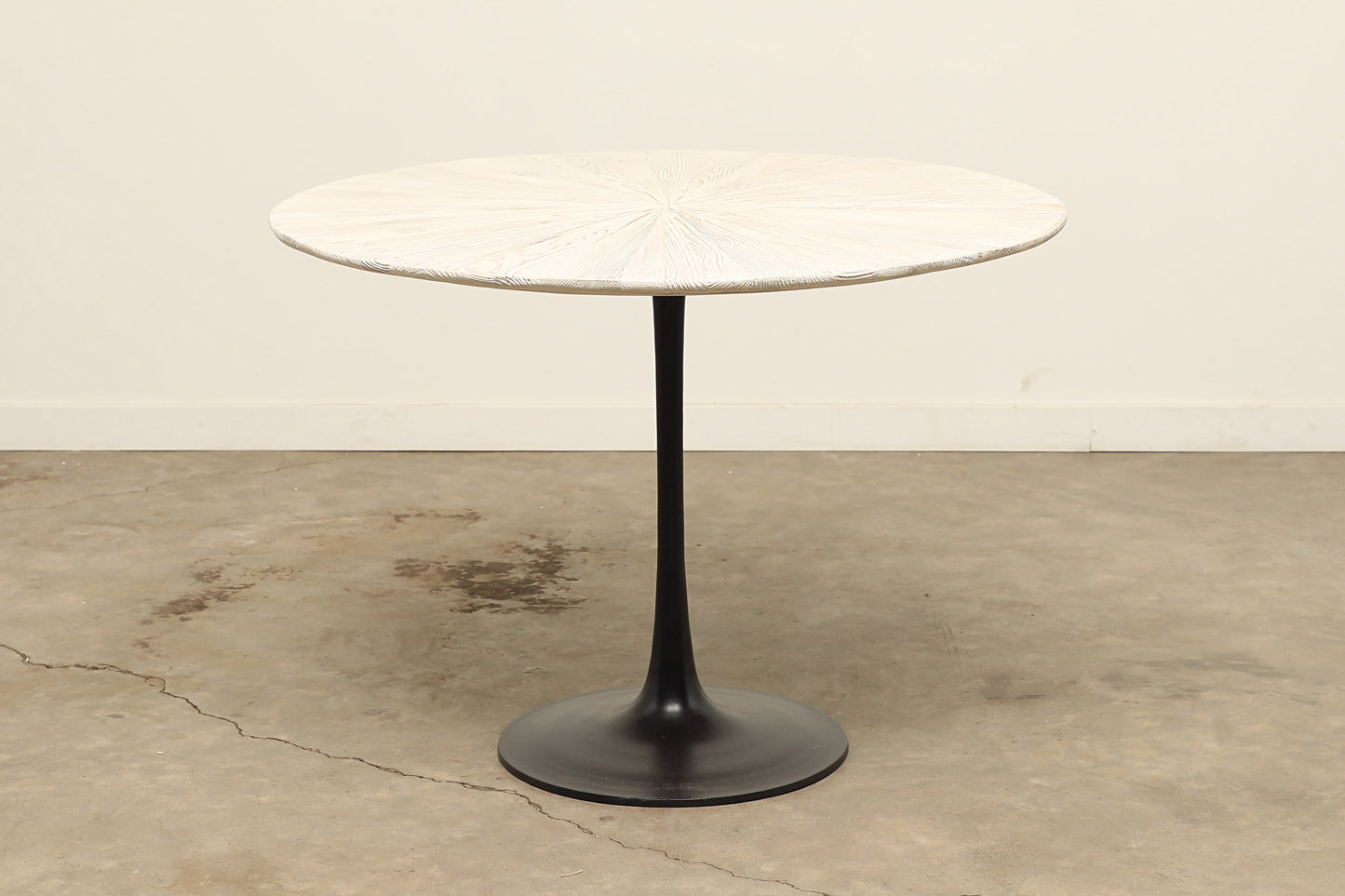 Vancouver Dining Table 42"