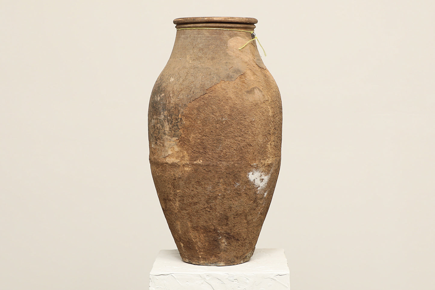 (IWB217) Vintage Turkish Pot (11x11x22)