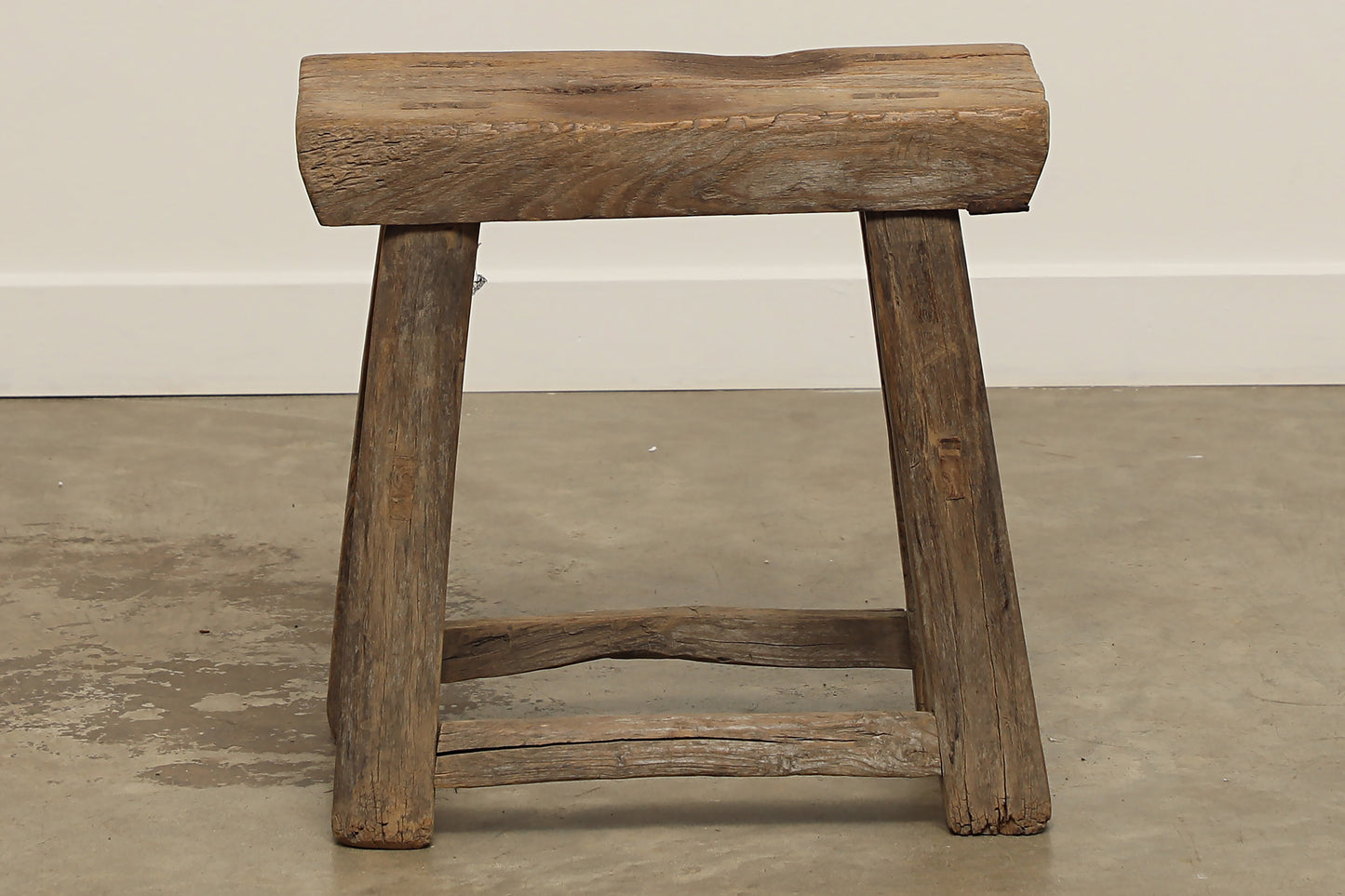 (GAS073) Vintage Elm Stool - Circa 1940 (19x9x18)