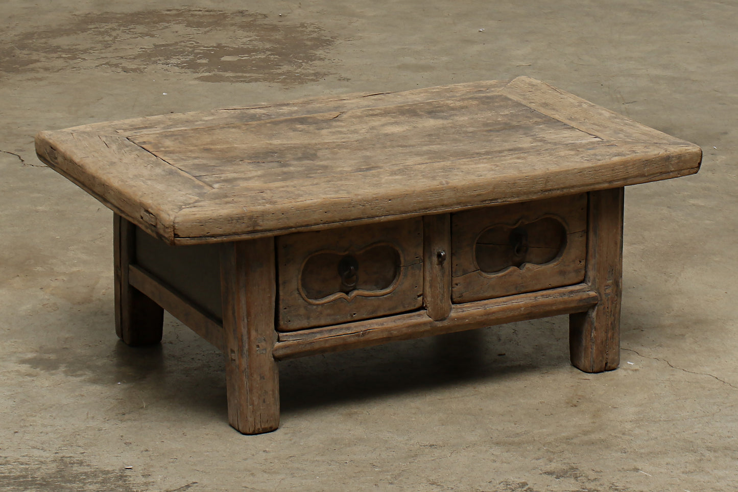 (GAP051) Vintage Coffee Table (29x18x11)