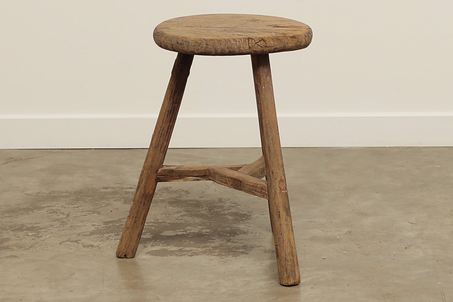 (GAS077) Reclaimed Elm Stool (14x14x21)