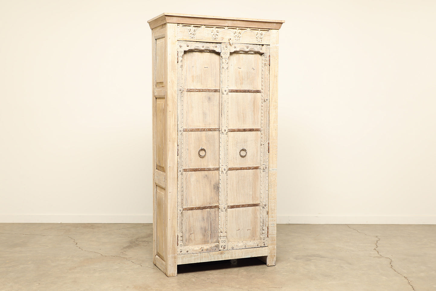 (SCG066) Vintage Cabinet (38x17x75)