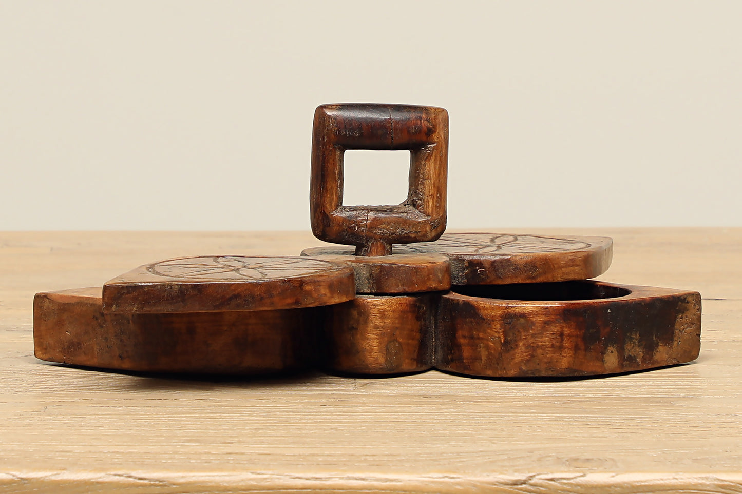 (PP038 ) Vintage Masala box (12x4x5)