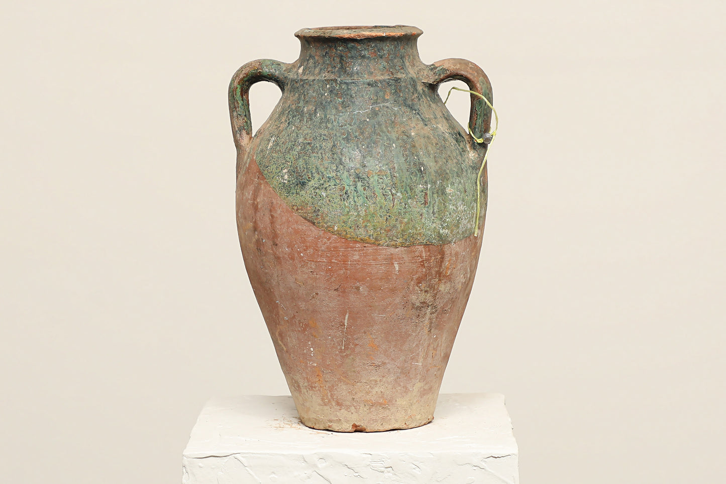 (IWB186) Vintage Turkish Pot (10x10x16)
