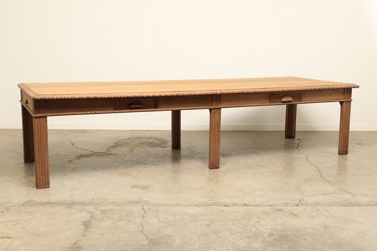 (SCG088) Vintage Farm Table (136x48x32)