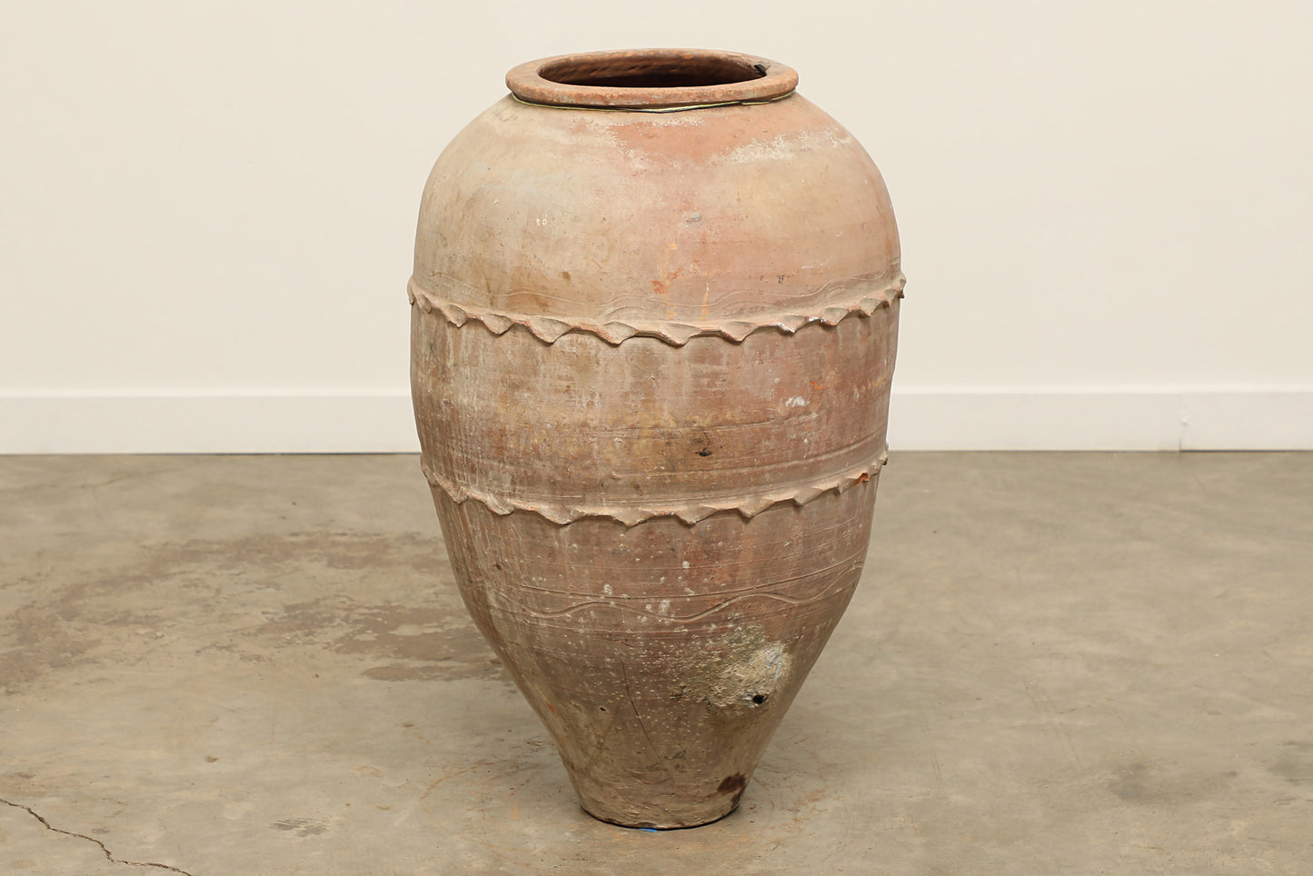 (IWB392) Vintage Turkish Pot (22x22x31)