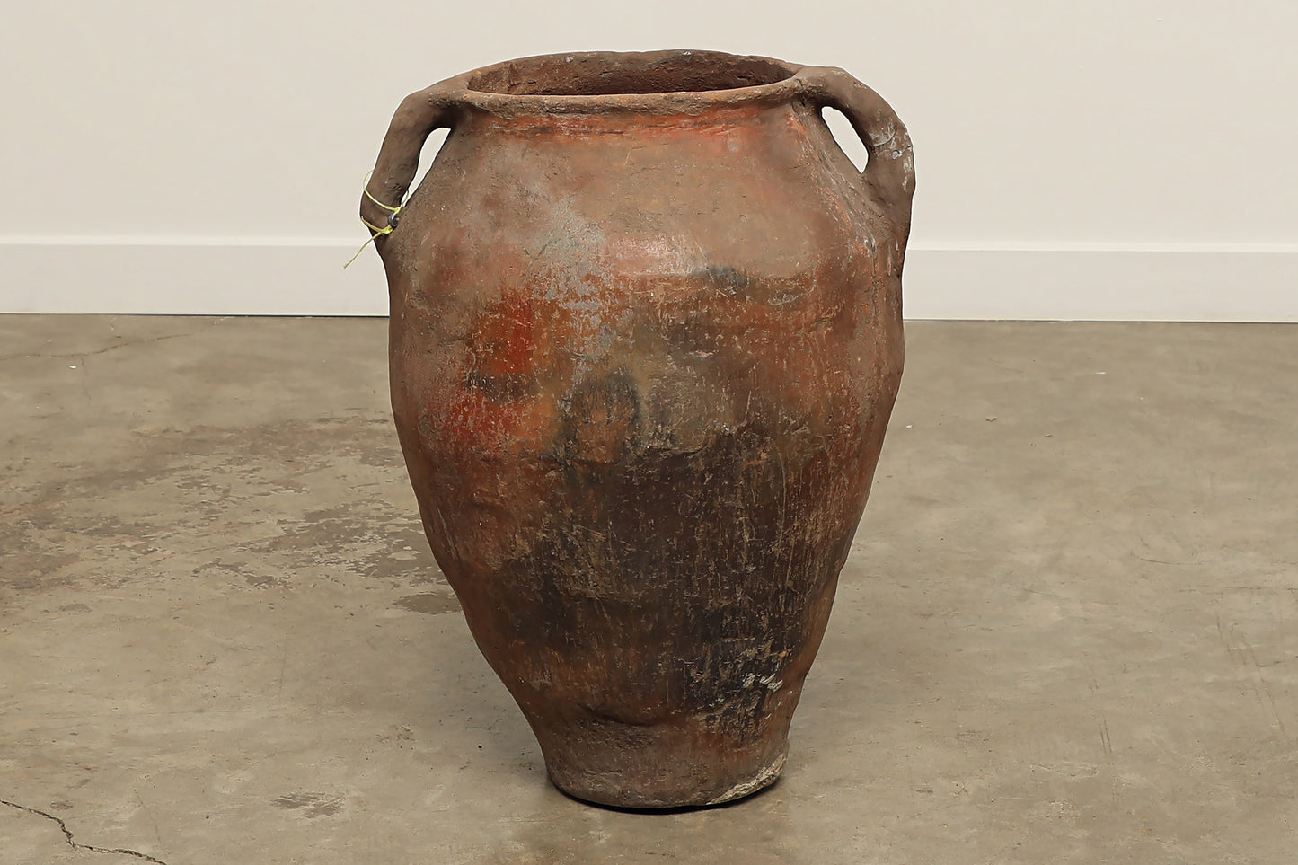 (IWB407) Vintage Turkish Bayburt Pot (18x18x24)