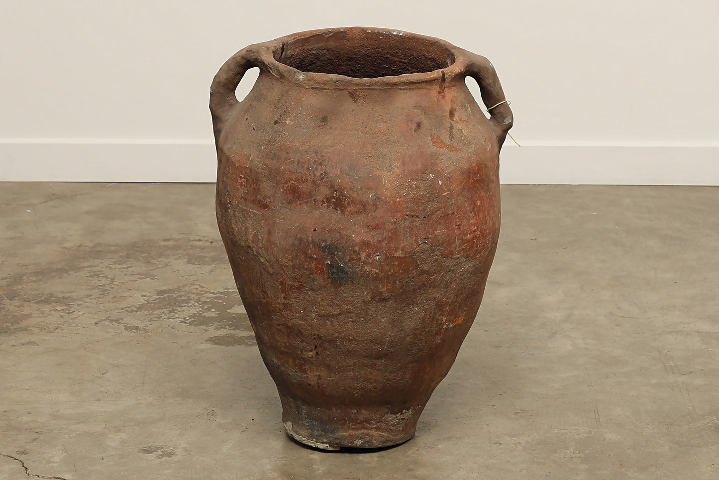 (IWB407) Vintage Turkish Bayburt Pot (18x18x24)