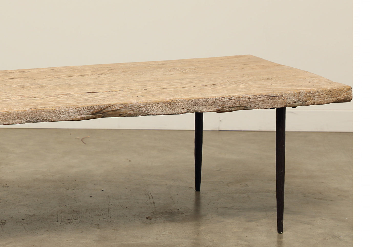 Ladi Coffee Table