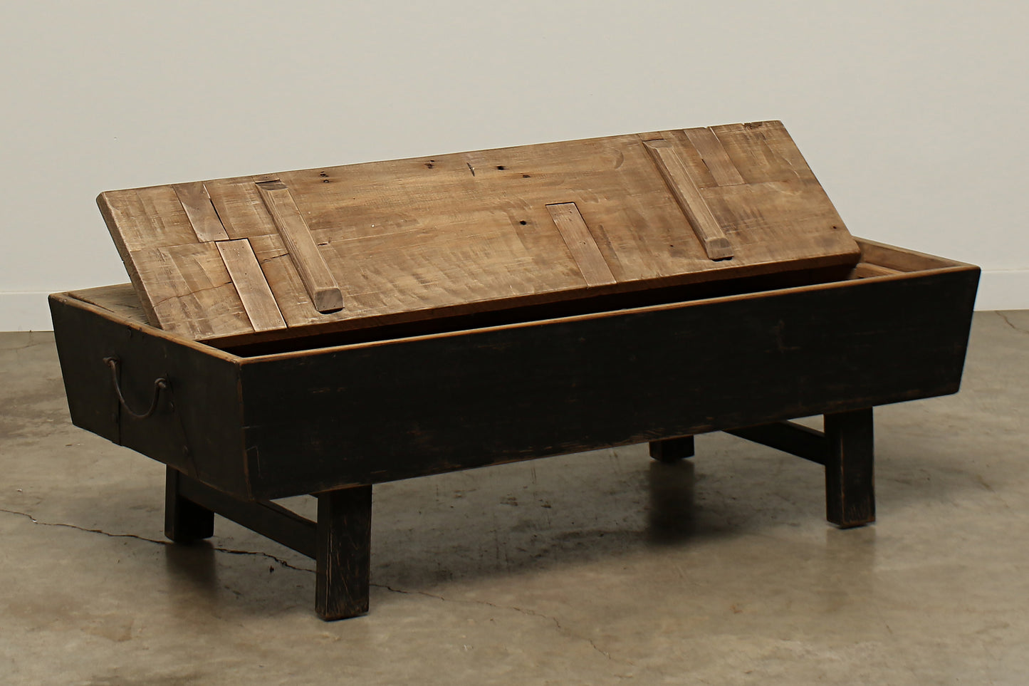 Kino Coffee Table