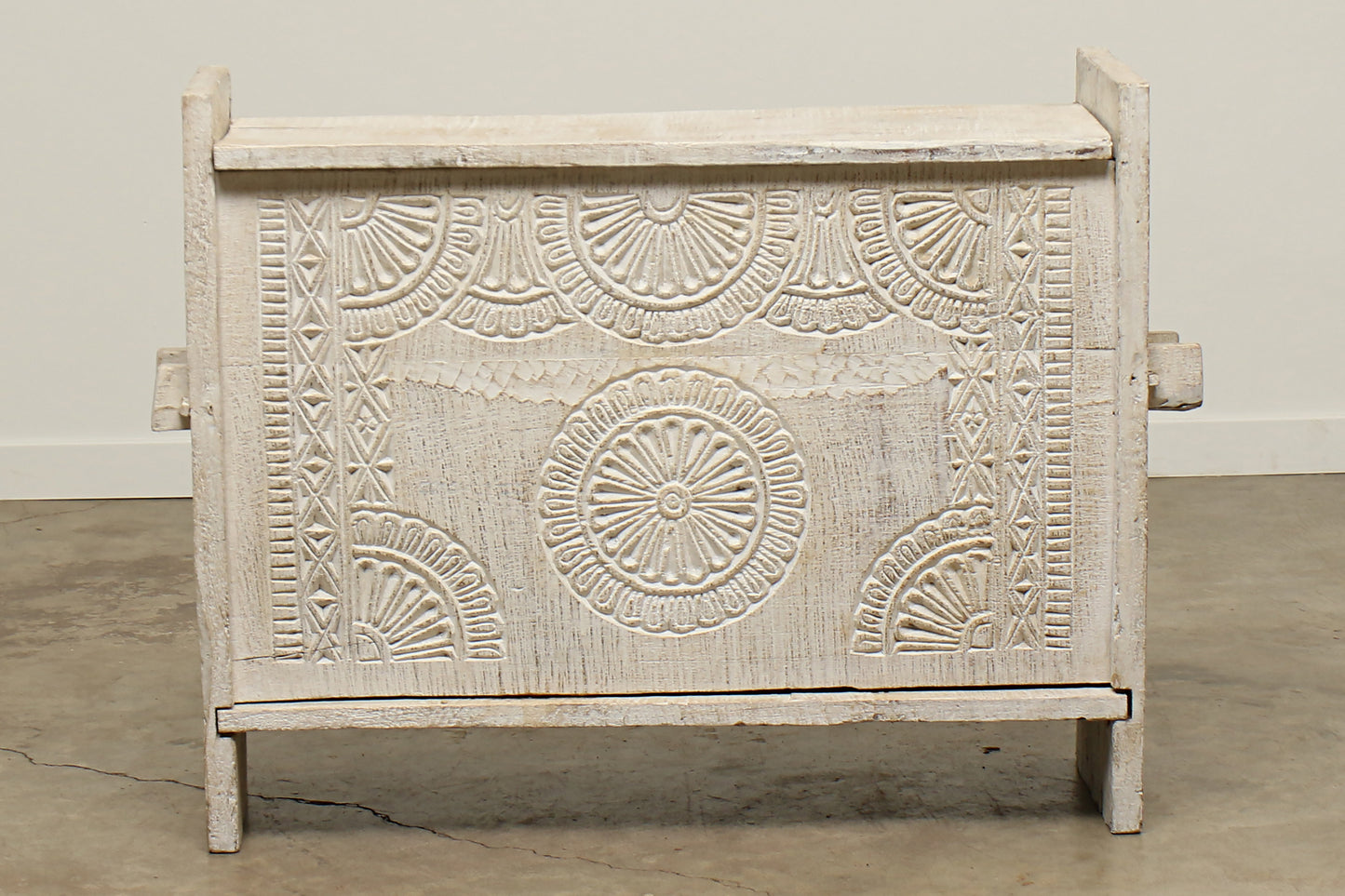 (SCM029) Vintage Himachal Box (42X15X34)