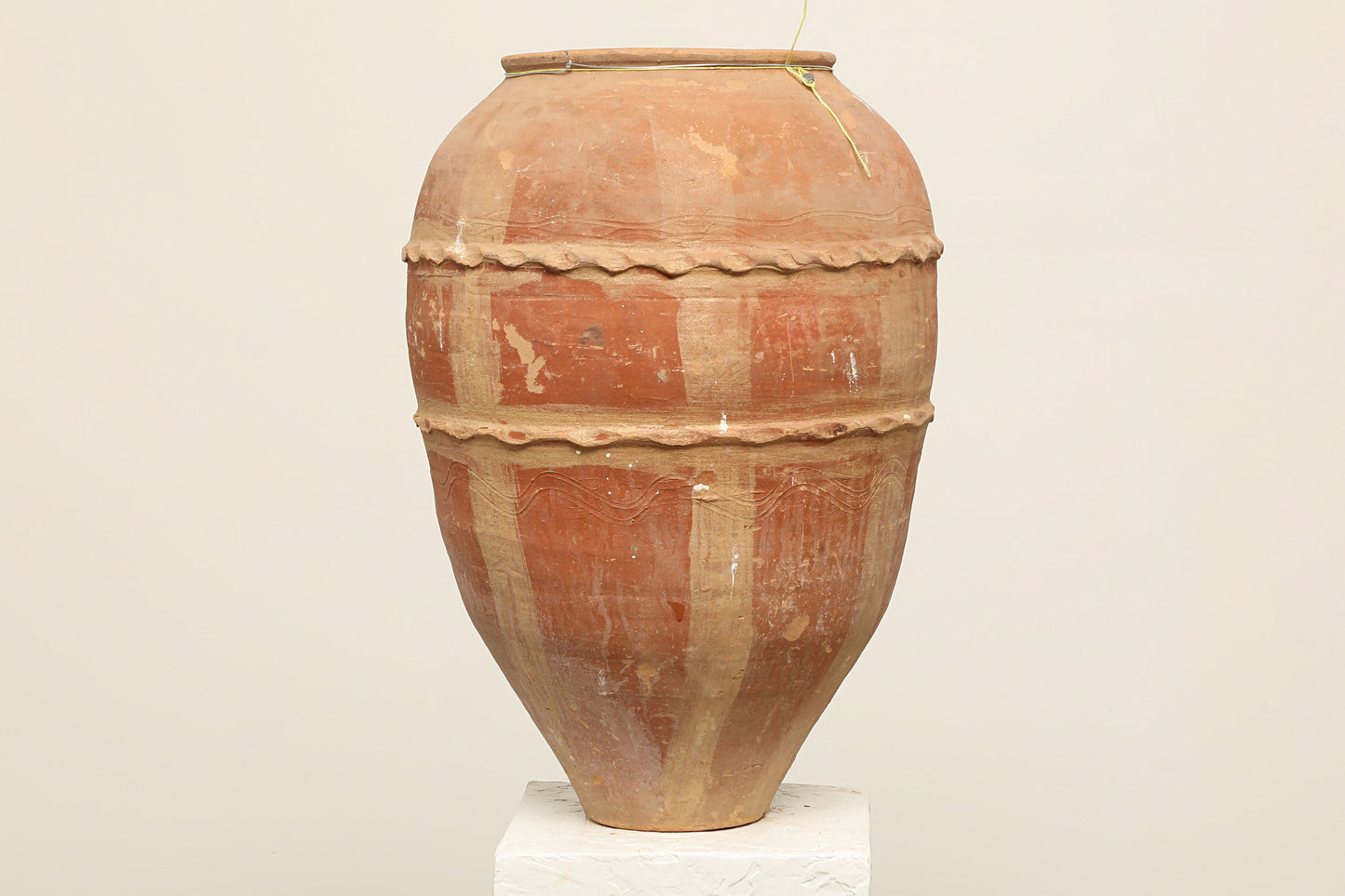 (IWB346) Vintage Turkish Pot (18x18x27)