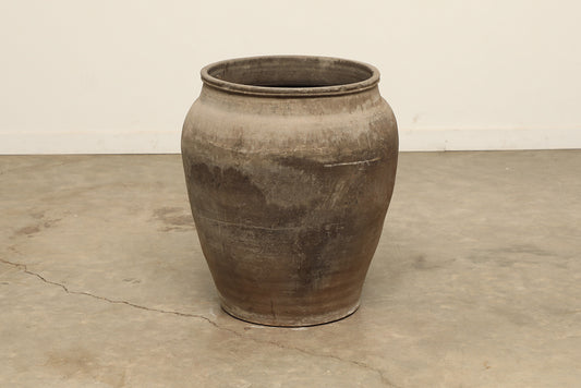 (GAV036) Vintage Shanxi Water Pot - Circa 1820 (23x23x27)