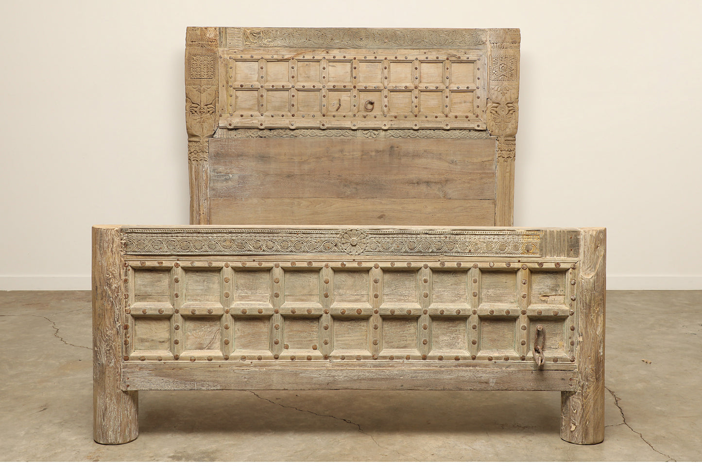 (MM198) Haveli Eastern King Bed
