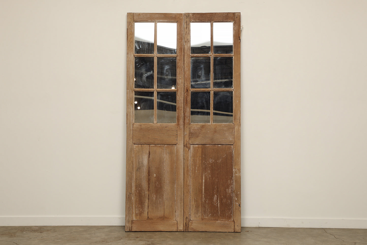 (SCP047) Vintage Door w/ Glass (48x2x83)