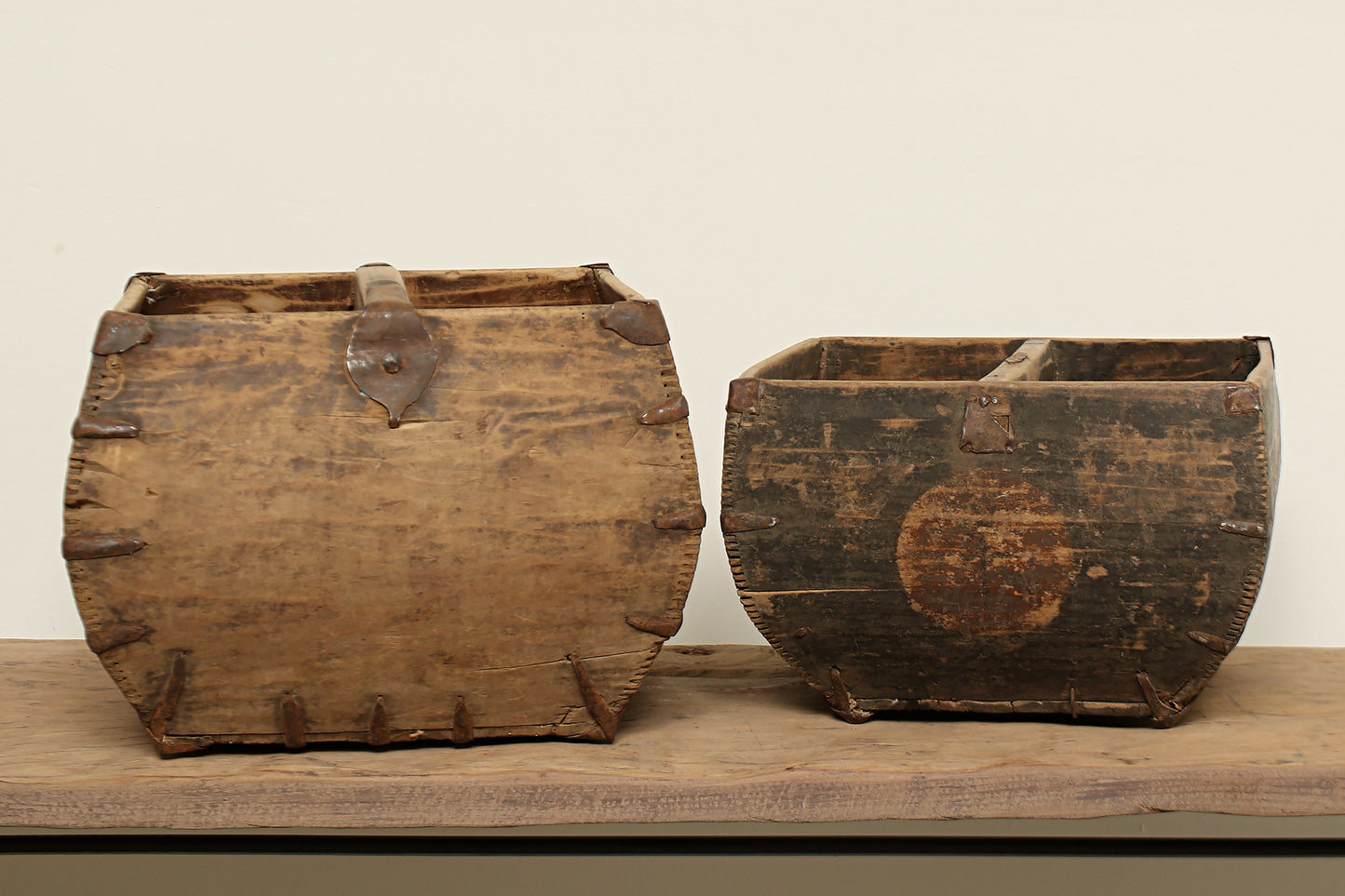 (GAQ002) Vintage Grain Bucket (14x14x9)