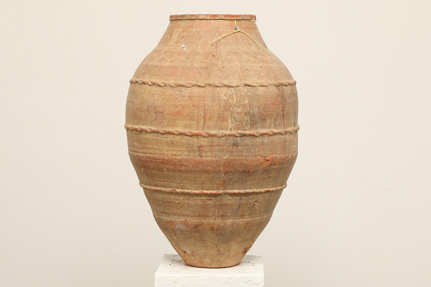 (IWB325) Vintage Turkish Pot (18x18x30)