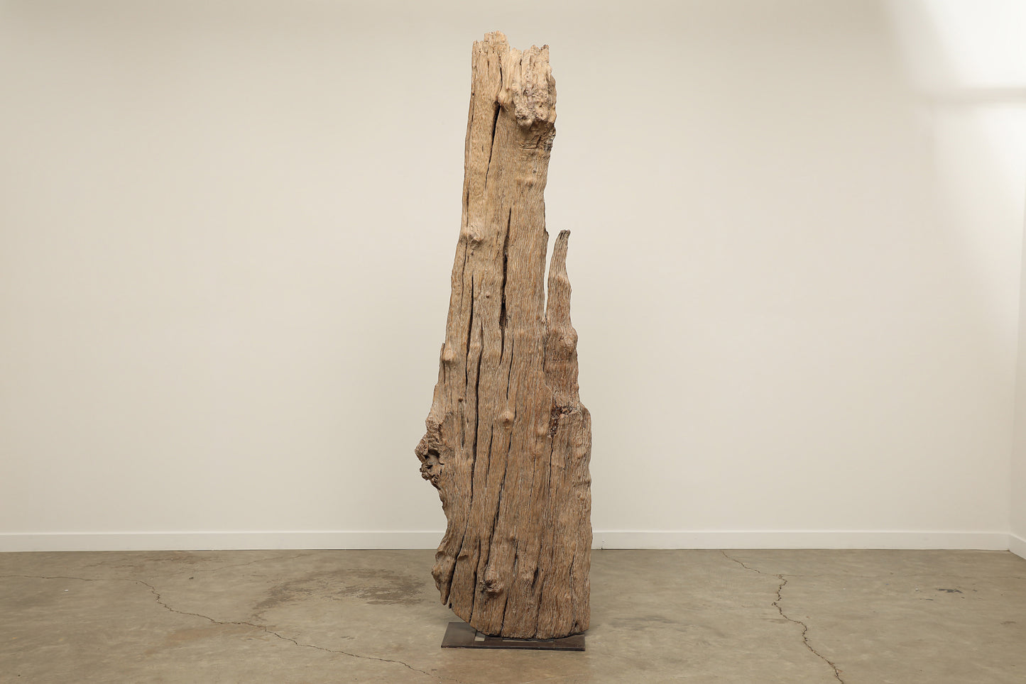 (GAS005) Natural Oak Sculpture (28x4x91)
