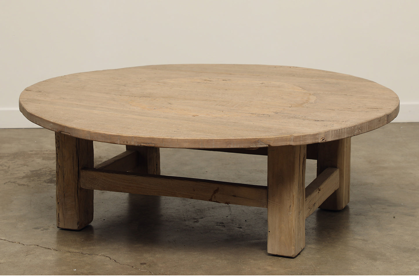 (GAK051-S1) Carpenter Coffee Table (54x54x17)