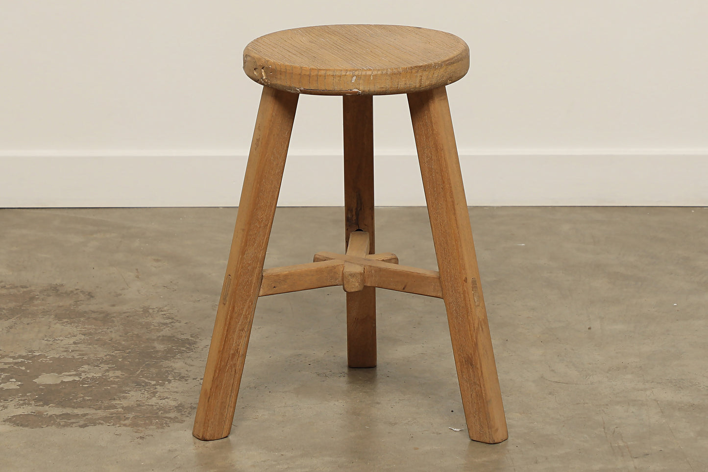 (GAS076) Leone Elm Stool (12x12x20)
