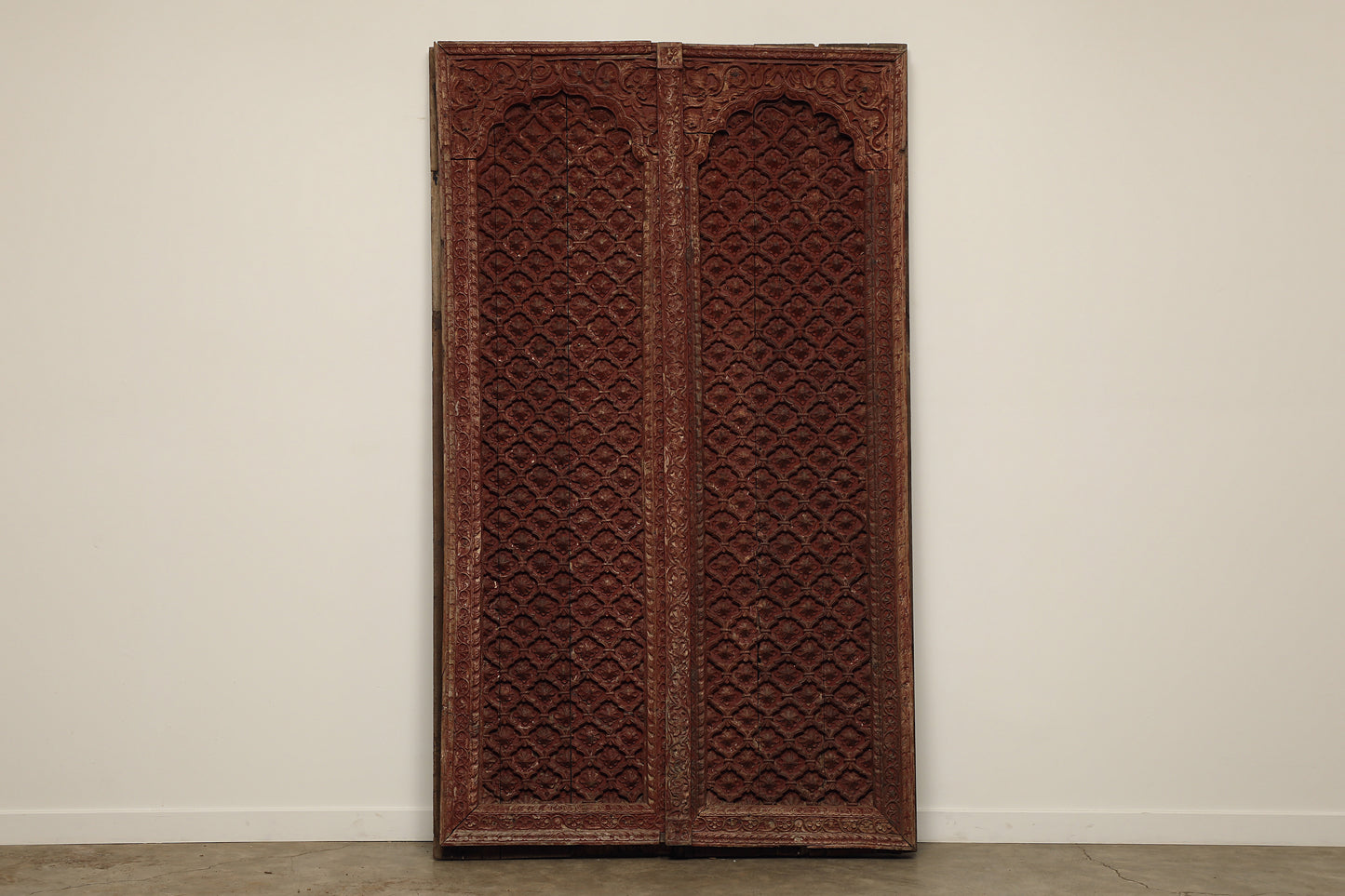 (SCP100) Vintage Red Lacquer Carved Doors (53x4x89)
