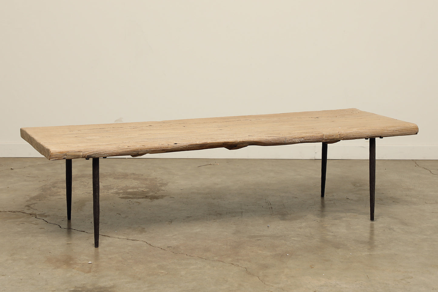 Ladi Coffee Table