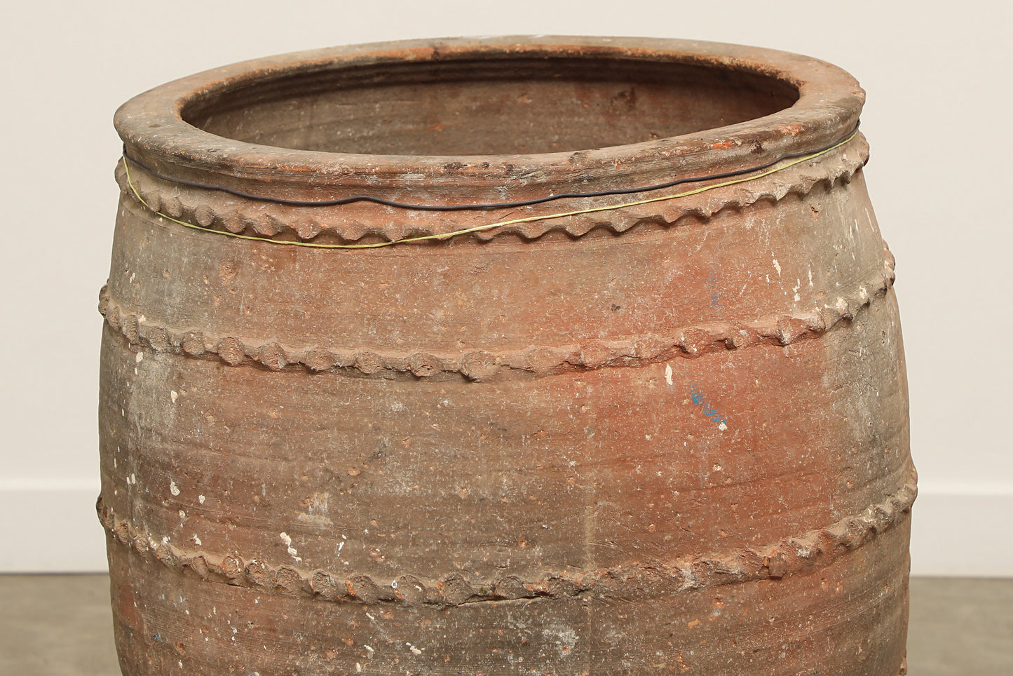 (IWB412) Vintage Turkish Dagar Pot (22x22x30)