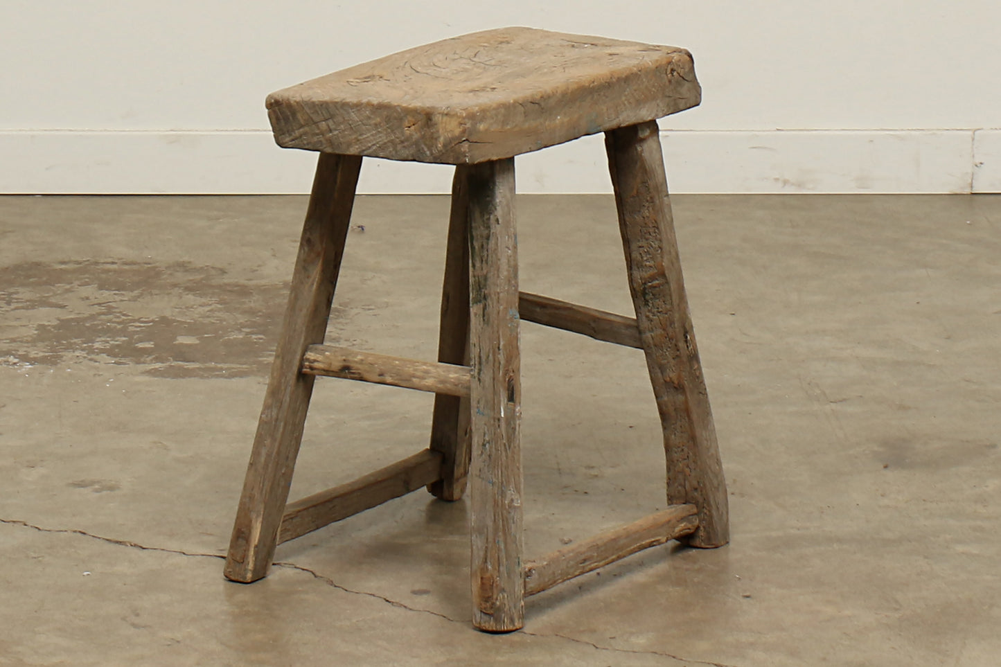 (GAL096-L11) Vintage Workman Stool (20x11x20)