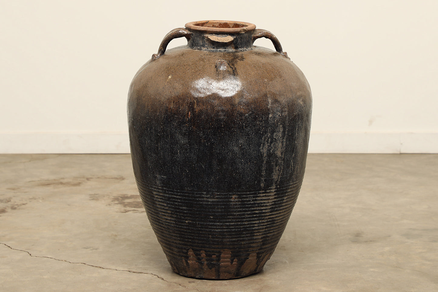 (GAT015) Vintage Henan Pot - Circa 1924 (24x24x31)